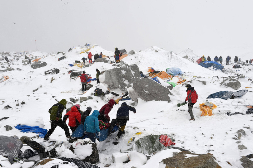 写真特集 大地震で雪崩 エベレストのベースキャンプ 写真26枚 国際ニュース Afpbb News