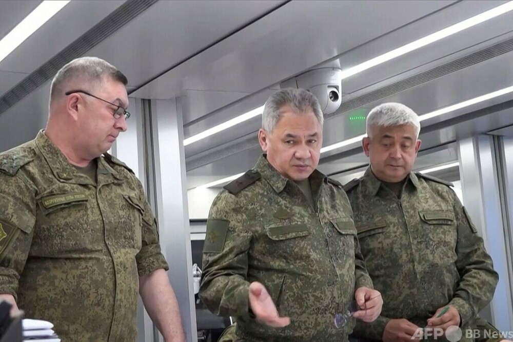 ロシア国防相、ワグネル反乱後初めて公の場に 軍司令部視察 写真8枚 国際ニュース:AFPBB News
