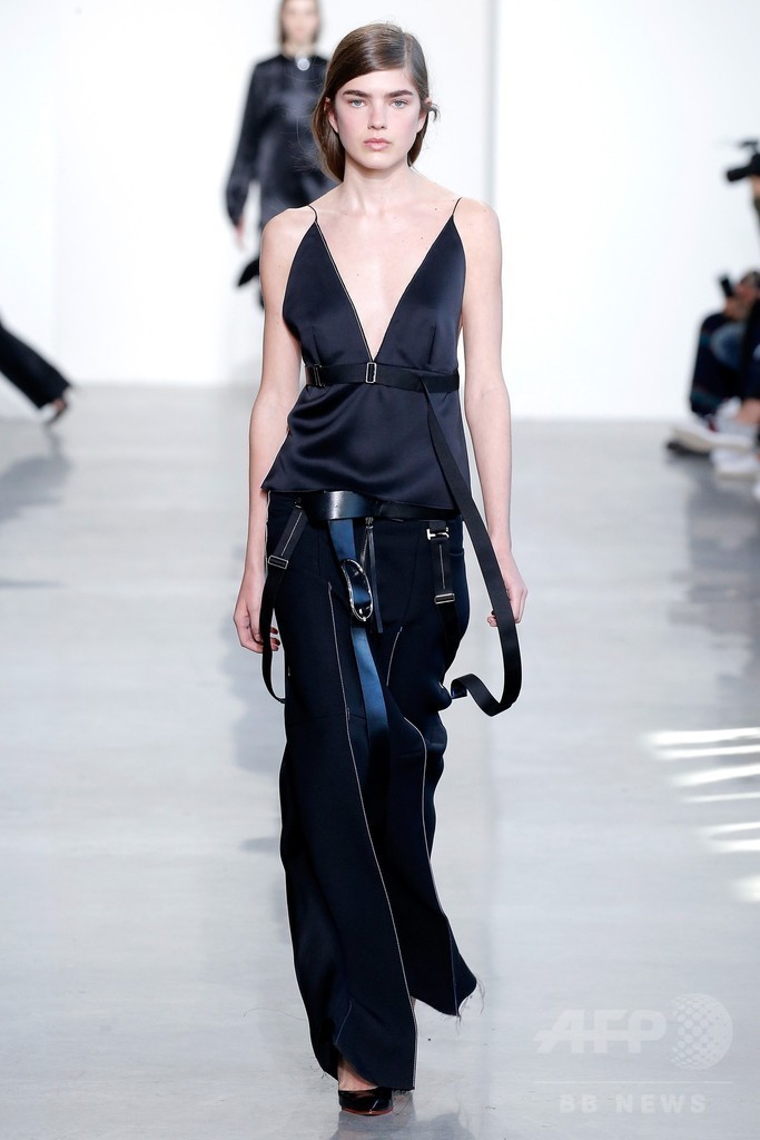 「カルバン クライン」16/17年秋冬コレクション