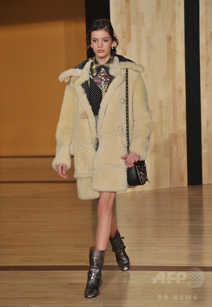 「コーチ」16/17年秋冬コレクション