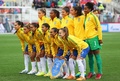 女子サッカーW杯カナダ大会・決勝トーナメント1回戦、ブラジル対オーストラリア。試合前の写真撮影に臨むブラジルの選手（2015年6月21日撮影）。(c)AFP/Getty Images/Elsa