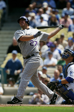 07MLB＞ロッキーズ アトキンスの活躍でドジャースに勝利 - 米国