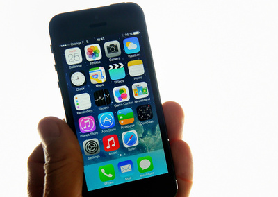 フォックスコン元幹部、iPhone5700台を横流し