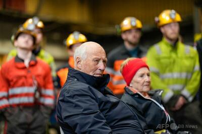 ノルウェー国王、大国が関心強める北極圏のスバルバル諸島訪問