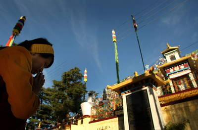 亡命チベット人会議、中道路線の継続を支持