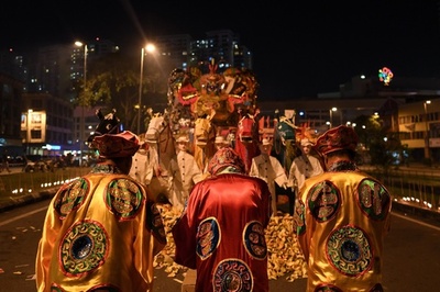 道教の道士、「人間蒸し」の儀式で死亡 マレーシア