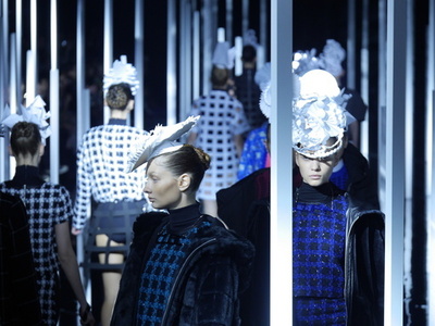 「タッチミー」開催、MURUAが新作を披露