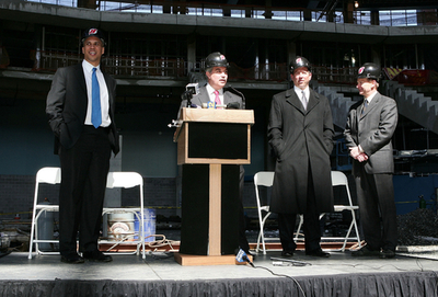 ＜06-07NHL＞デビルズ 建設中の新アリーナで落成式を開催 - 米国