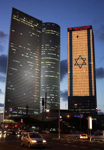 建国60周年に向け祝典ムード高まるイスラエル