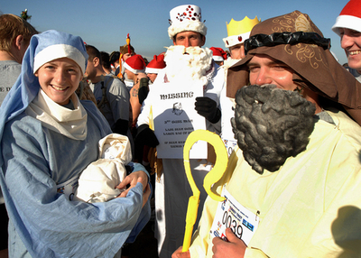 イラク バスラで英軍兵士がチャリティーイベントに参加