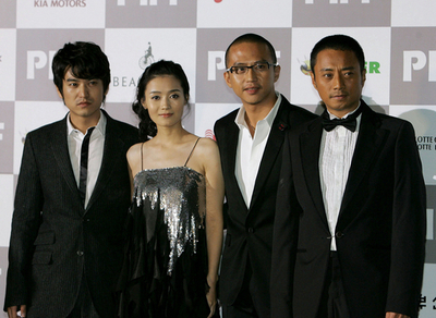 釜山国際映画祭開幕 オープニング映画は フォン・シャオガン監督作『集結号』