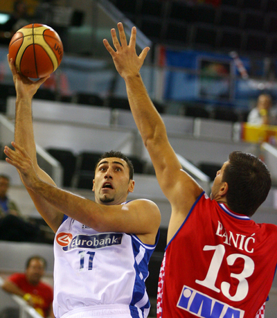 ギリシャ クロアチアとの接戦を制す