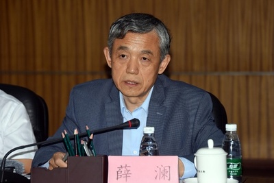 人工知能（AI）をどのように管理すべきか？8つの原則