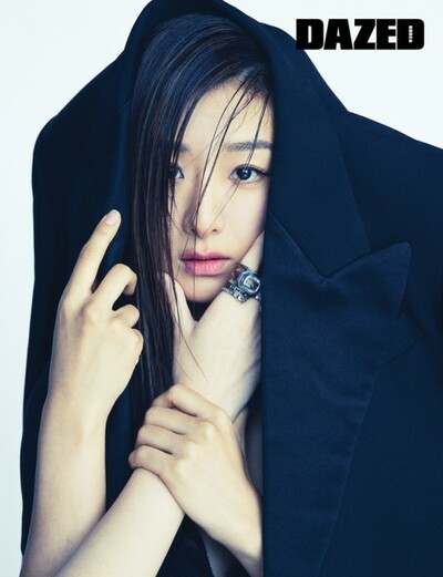 玄理、雑誌『DAZED』8月号のグラビアに登場 – KOREA WAVE