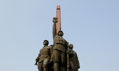 韓国、「先制攻撃」発言で謝罪拒否