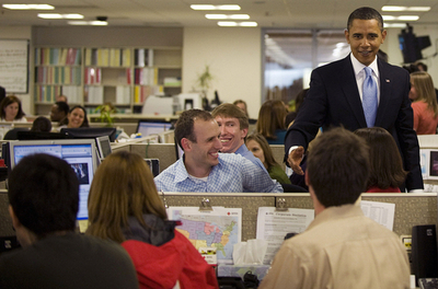 オバマ米大統領、ツイッターにポチッと「初投稿」