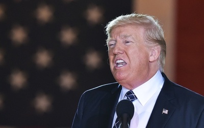 トランプ氏、今度は動画で物議 プロレスで「CNN」をめった打ち