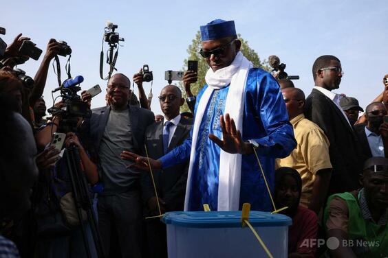 チャド元首相、自宅から軍が「拉致」か 所属政党発表