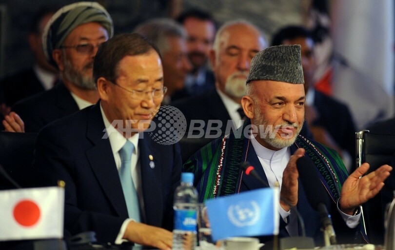 アフガン大統領、2014年までの治安権限移譲に自信 復興国際会議