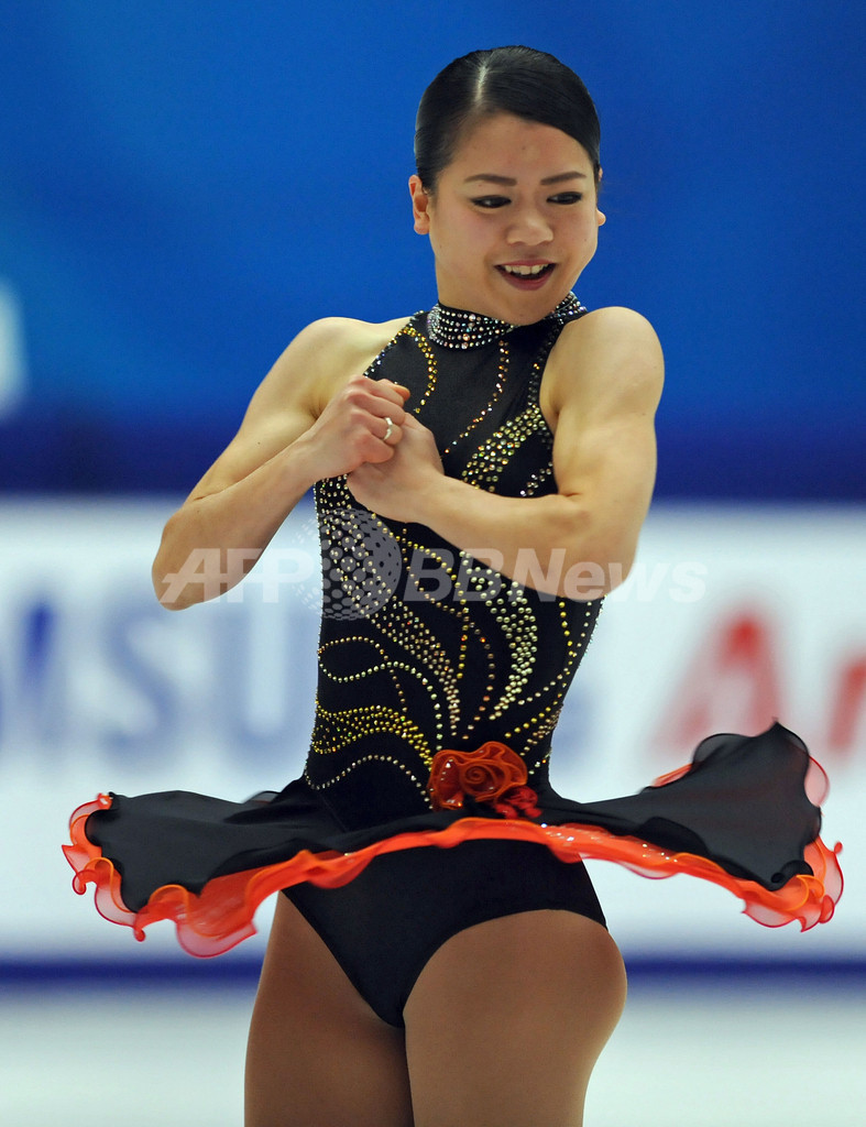 鈴木が4位 村主は6位に 女子sp首位は長洲 フィギュアgp第3戦 写真41枚 国際ニュース Afpbb News