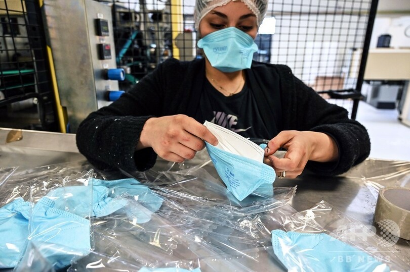 仏、国内の全マスク徴用へ 病院で2000枚盗難も