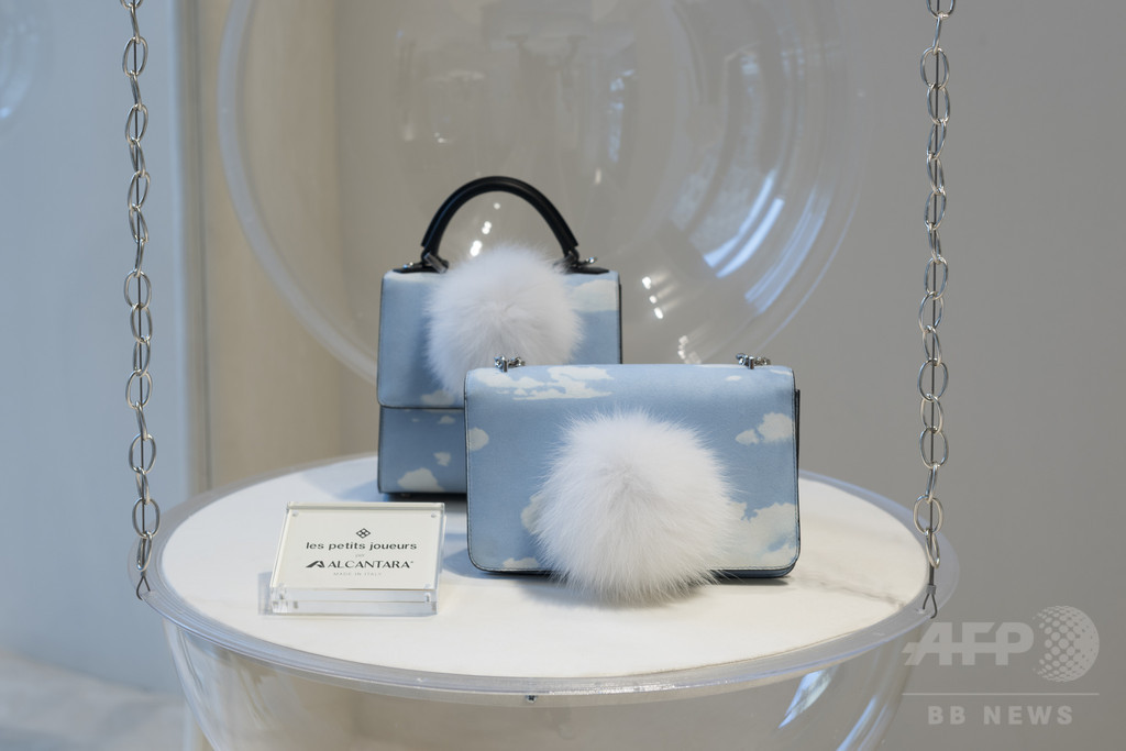 イタリアの高級素材「アルカンターラR」　イマジネーションを刺激するコンセプトストア