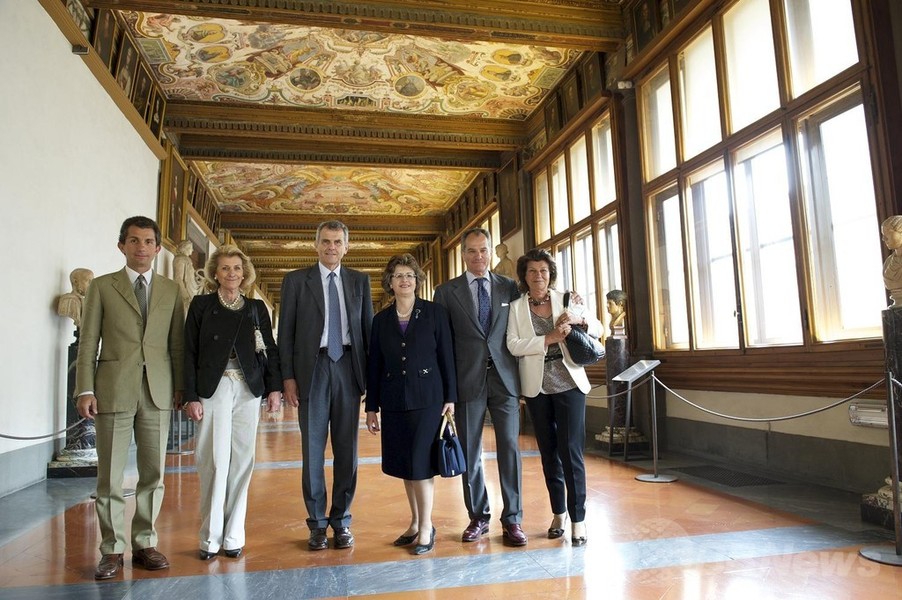 「サルヴァトーレ フェラガモ」、ウフィツィ美術館に約8,400万円を寄付