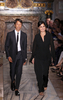 フランス・パリ市内で発表されたヴァレンティノ（VALENTINO）の11/12年秋冬オートクチュールコレクションのフィナーレに登場したデザイナー（2011年7月6日撮影）。(c)AFP/PIERRE VERDY
