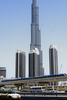アラブ首長国連邦（UAE）ドバイ首長国で試運転中の地下鉄（2009年8月20日撮影）。(c)AFP/MARWAN NAAMANI