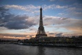 仏パリのセーヌ川（2023年12月5日撮影）。(c) MIGUEL MEDINA / AFP