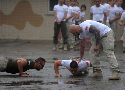 中国のボディーガード養成学校、過酷な訓練風景
