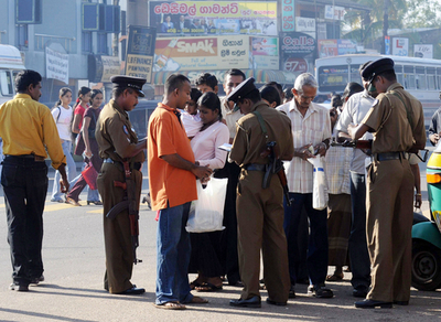 スリランカ軍と反政府勢力が戦闘、24人死亡
