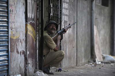 ムンバイ同時襲撃事件、日本人は全員脱出 外務省高官