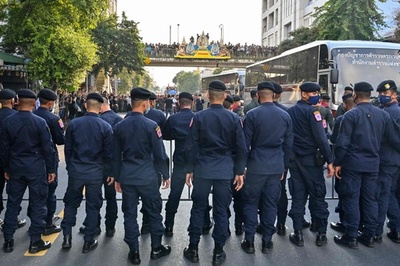 男性警官の丸刈り規則緩和、少し伸ばしてもOK タイ