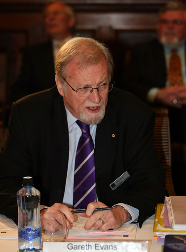 核軍縮めざす国際委員会が発足、元豪外相「核紛争は9.11以上の惨事に」