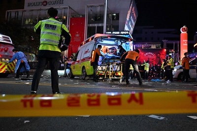 ソウル繁華街で約150人死亡 ハロウィーン祝う群衆殺到