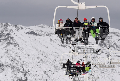 仏南東部で雪不足、スキーリゾートが利用者数を制限
