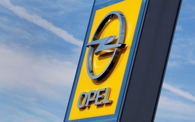 GM、オペル従業員1万人を削減の方針