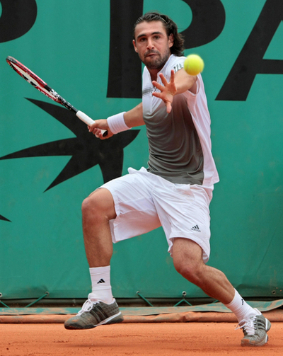 バグダティス ストレートで敗れ1回戦敗退