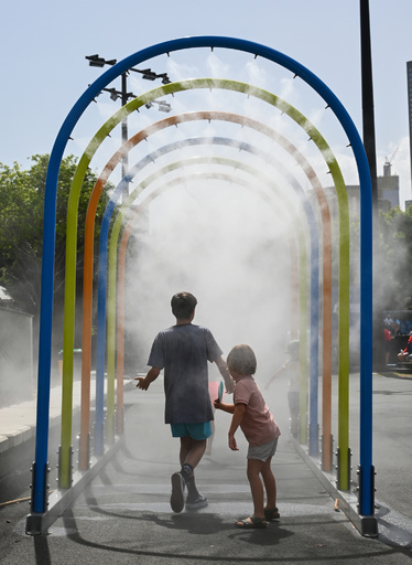 オーストラリア、観測史上最も暑い夏に 秋も高温続く見通し