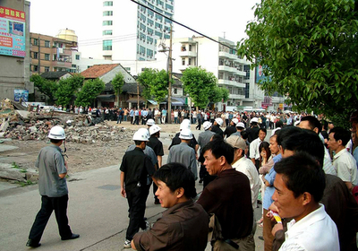 土地めぐるトラブルが原因か、中国広東省の村で暴動