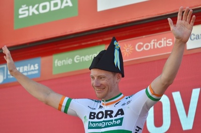 【今日のブエルタ】ベネット、フィニッシュ直前のクラッシュに乗じ第14Sを制す