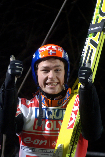 ＜ノルディックスキー・ジャンプ 06-07W杯・第12戦＞ヤコブセン 「ジャンプ週間」の総合優勝を果たす - オーストリア