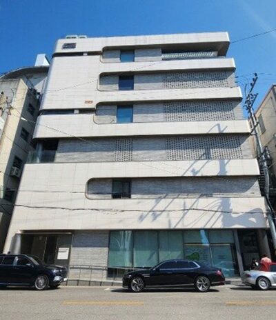 「さすがカンナム・スタイル」…韓国歌手PSY、80億ウォンで購入したビルが207億ウォンに“成長”