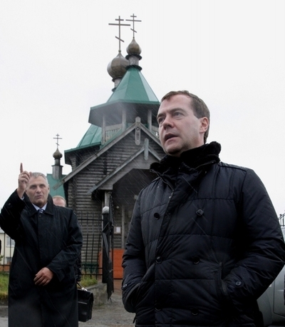 日露首脳会談実現の見通し、仙谷官房長官 APECに合わせ