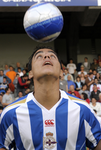 デポルティボ・ラ・コルーニャ オマール・ブラボの入団を発表