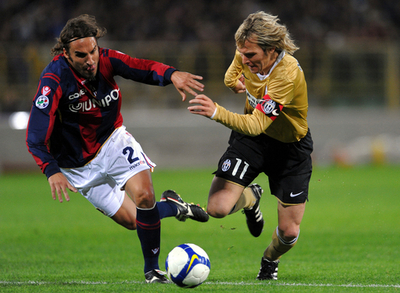 ユベントス アウェーでボローニャを下す