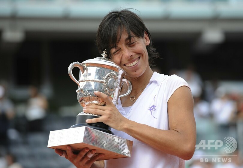 元全仏女王スキアボーネ氏、がんとの闘病生活に「打ち勝った」と告白