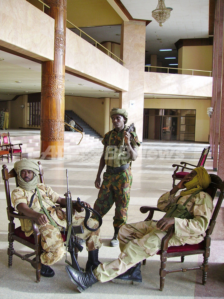 チャド反政府勢力が首都ヌジャメナ制圧