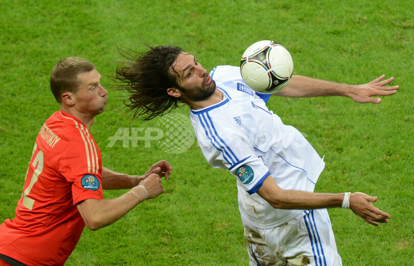 ギリシャが準々決勝進出、ロシアは敗退 サッカー欧州選手権